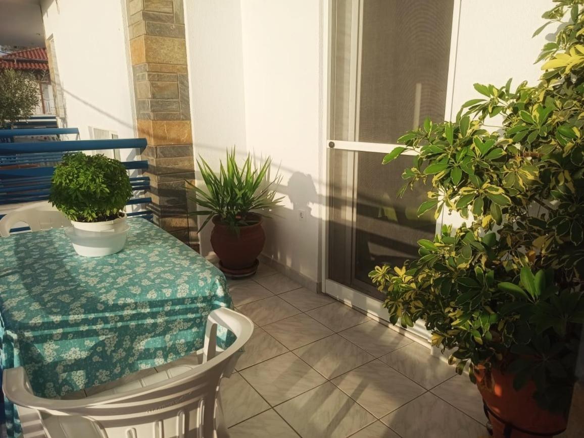 Vassilikos Apartment Floyitá Eksteriør bilde
